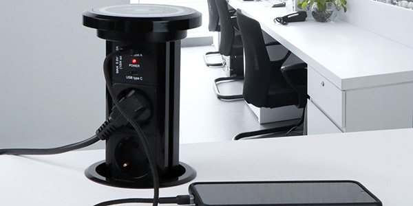LIFT BOX Toma USB A+C automática empotrada y cargador inductivo